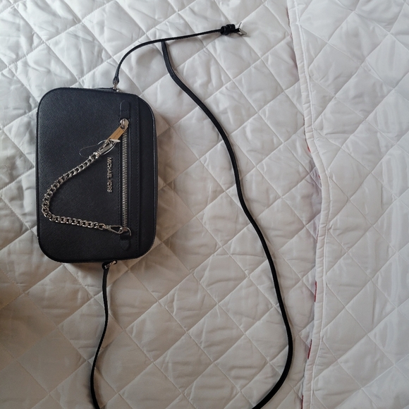 MICHEAL KORS SHOULDER BAG - Picture 2 of 8